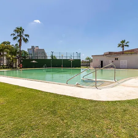 Allo Europa I Parking Piscina Padel 3 Apartment